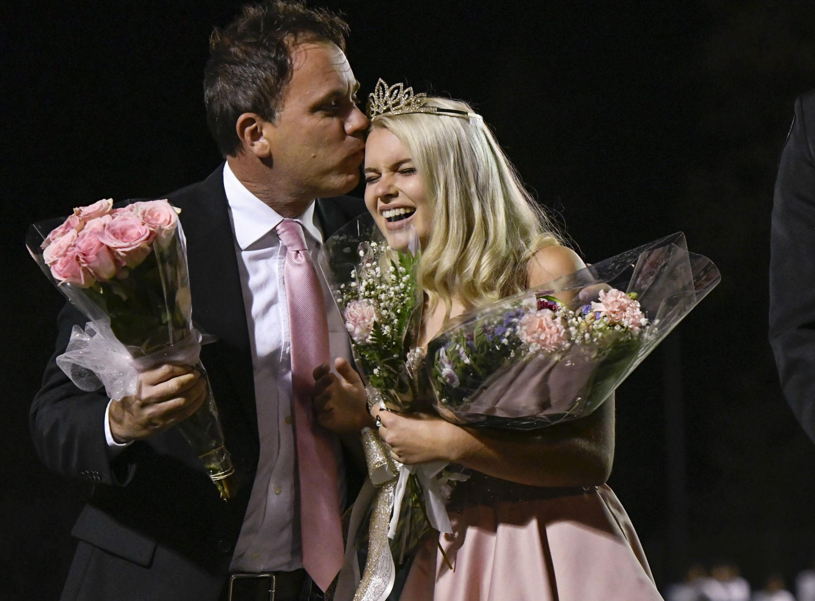 101521 Cabrillo homecoming 03.JPG